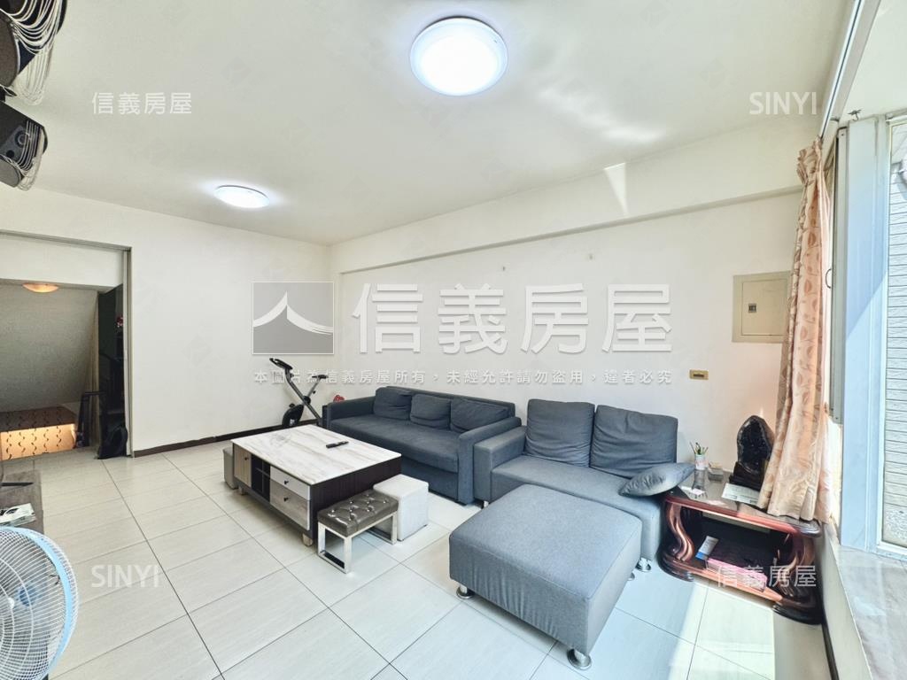 左營·榮德街稀有釋出店透房屋室內格局與周邊環境