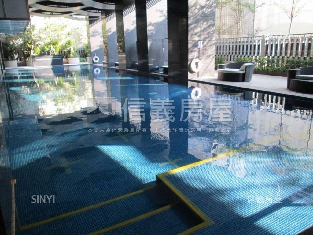 走路逛新光遠百百達富裔房屋室內格局與周邊環境