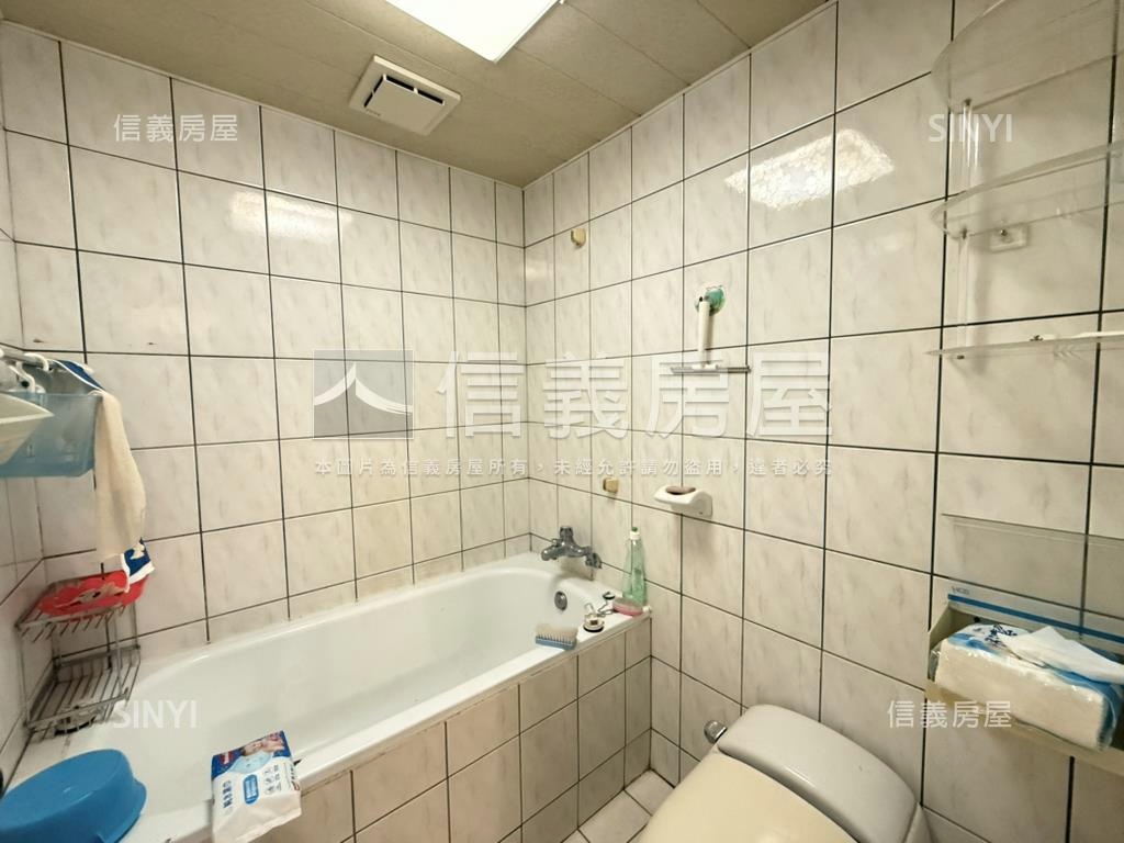 吾印良品稀有景觀樓中樓房屋室內格局與周邊環境