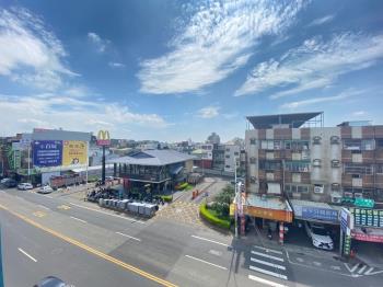 正介壽路近麥當勞黃金透店