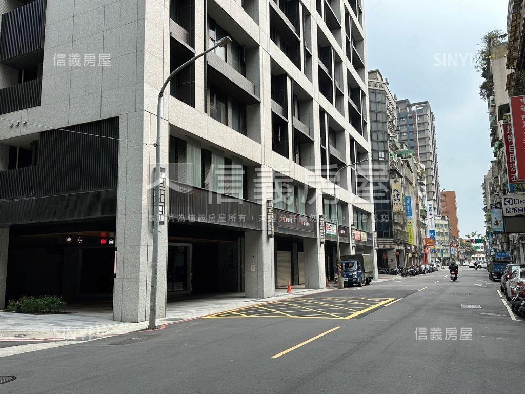 華悅邊間三房坡平車位房屋室內格局與周邊環境