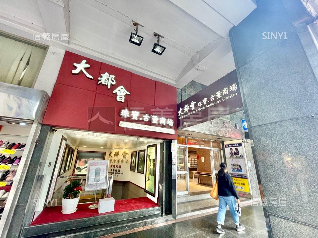 松江珠寶古董商場店面房屋室內格局與周邊環境