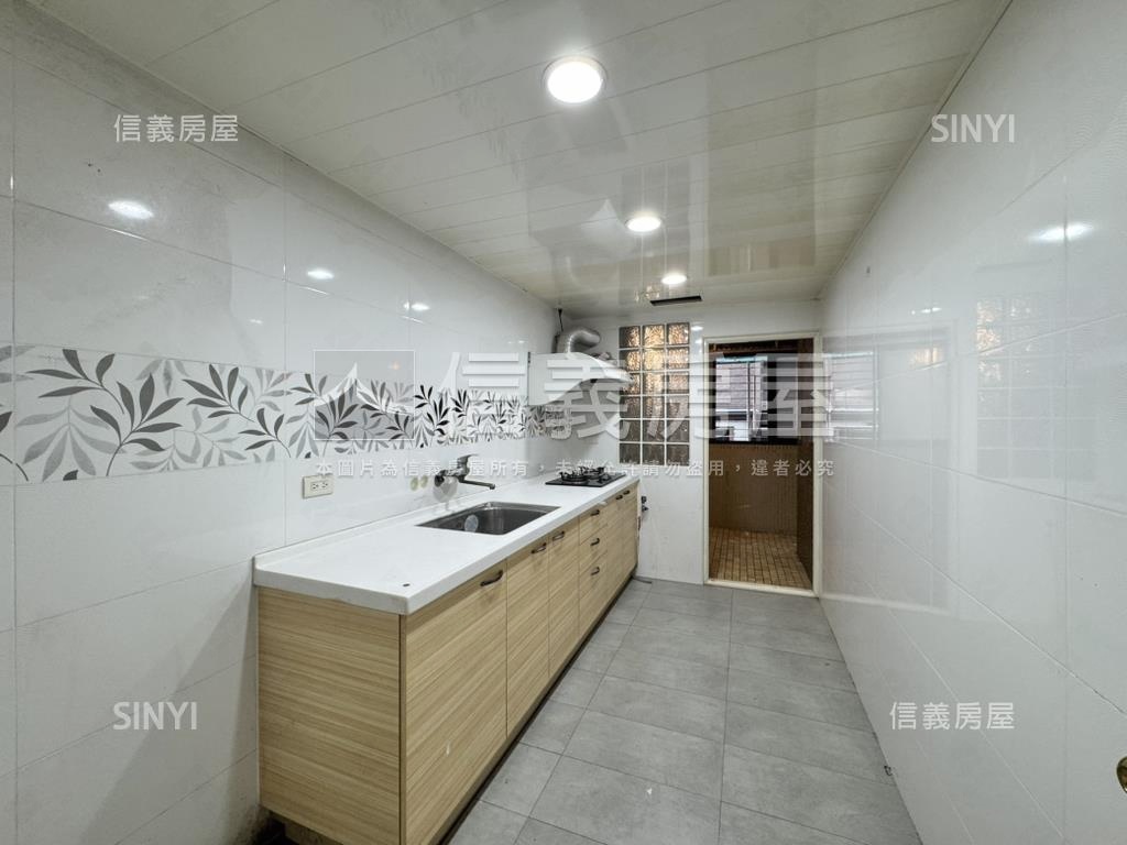 天母西路優質美廈房屋室內格局與周邊環境