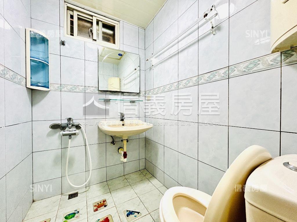 稀少釋出景觀三樓房屋室內格局與周邊環境