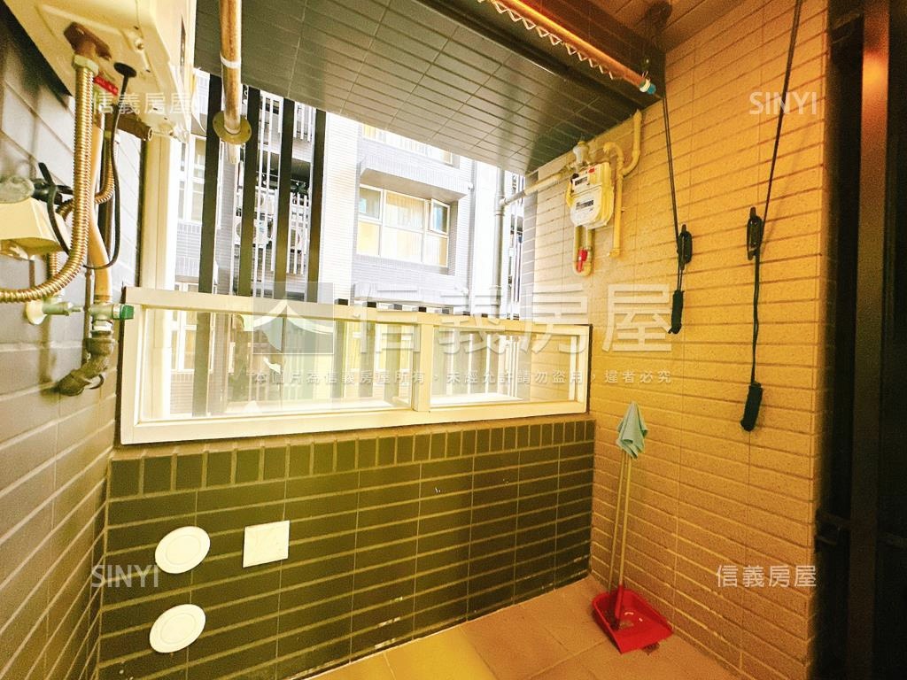 歡喜市。甜蜜２房車位房屋室內格局與周邊環境