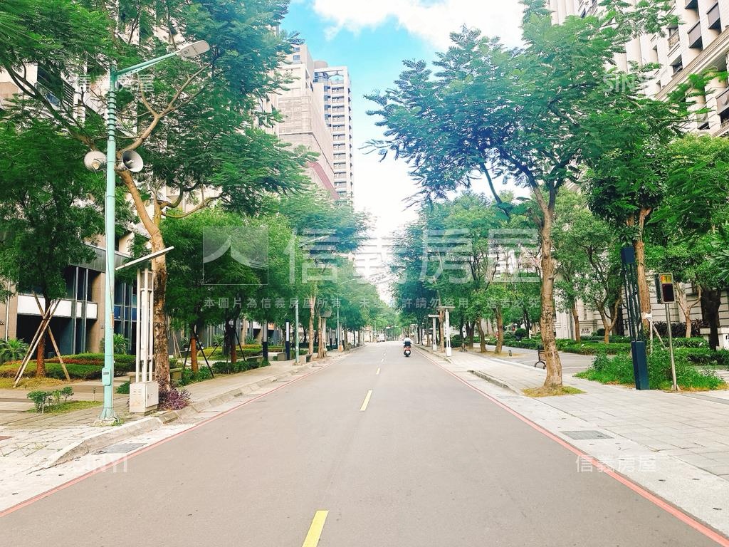歡喜市。甜蜜２房車位房屋室內格局與周邊環境
