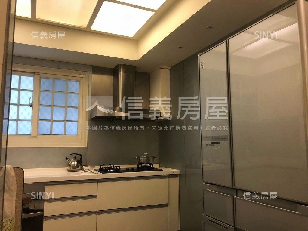 正民生路近審計新村美透店房屋室內格局與周邊環境