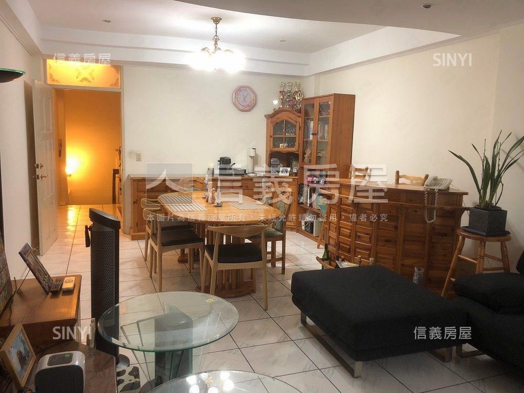 正民生路近審計新村美透店房屋室內格局與周邊環境