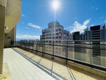 坤山上謙帝王空間美樓中樓