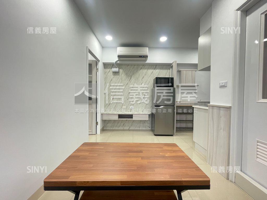 近高雄火車站高樓精裝美宅房屋室內格局與周邊環境