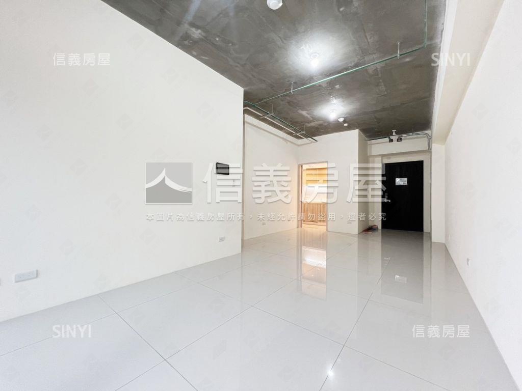 國泰建設悠陽成家三房房屋室內格局與周邊環境