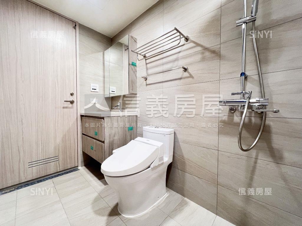 國泰建設悠陽成家三房房屋室內格局與周邊環境