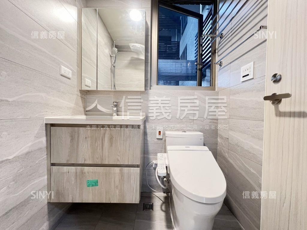 國泰建設悠陽成家三房房屋室內格局與周邊環境