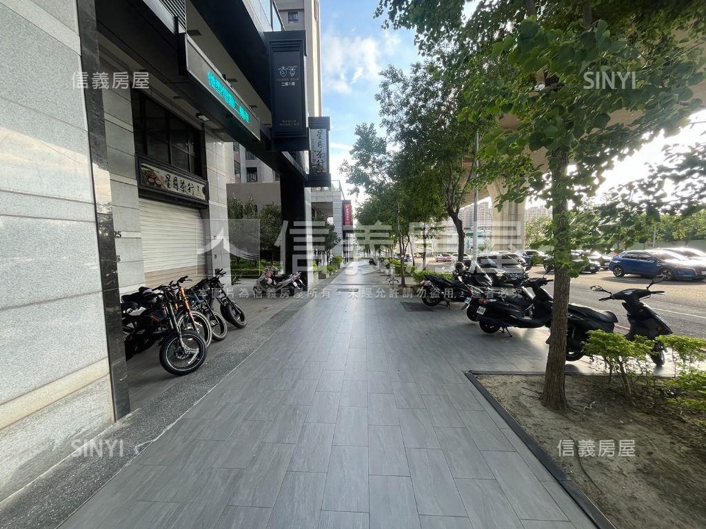 酷天青硯霸氣邊間店面房屋室內格局與周邊環境