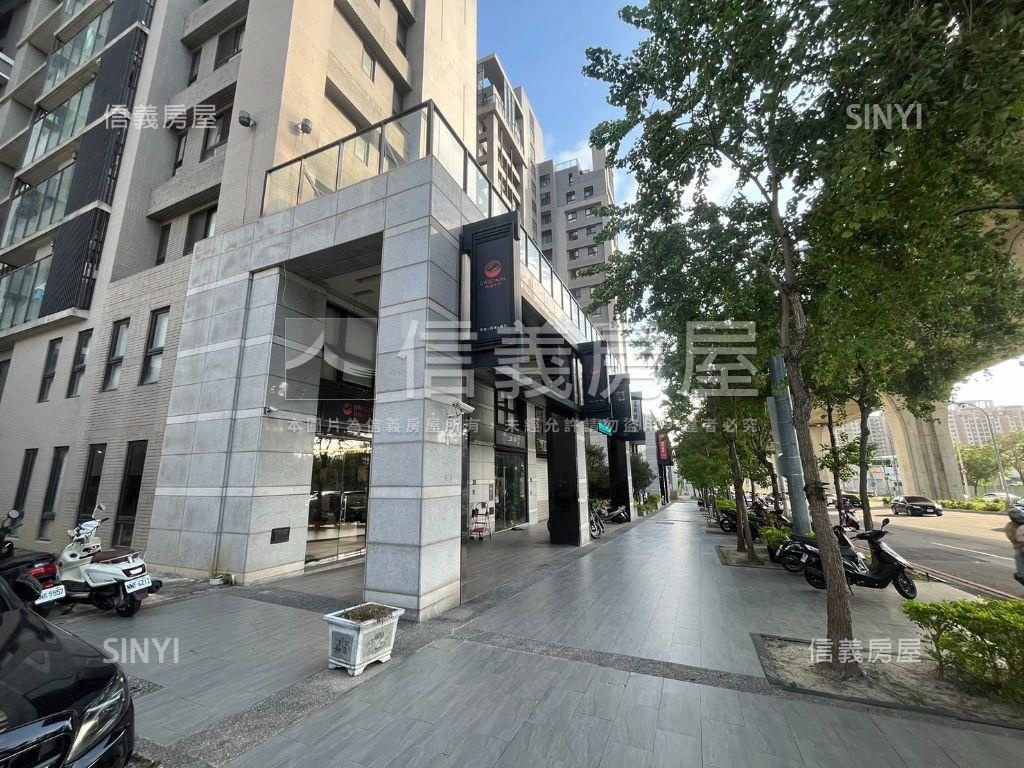 酷天青硯霸氣邊間店面房屋室內格局與周邊環境