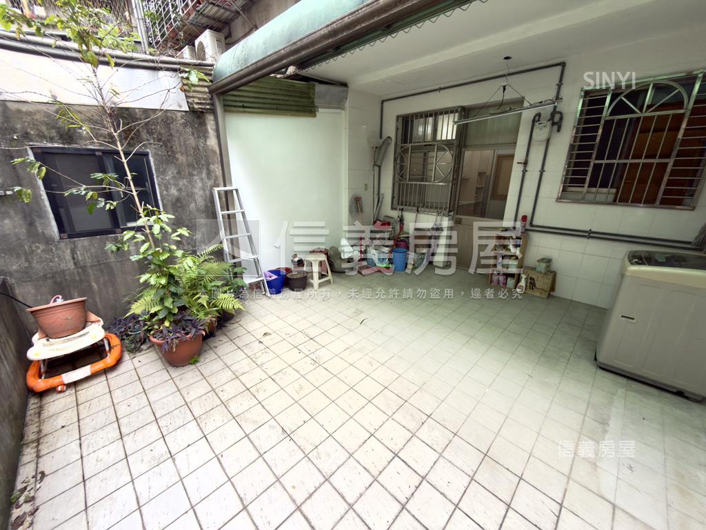 毛小孩天堂溫馨成家美宅房屋室內格局與周邊環境