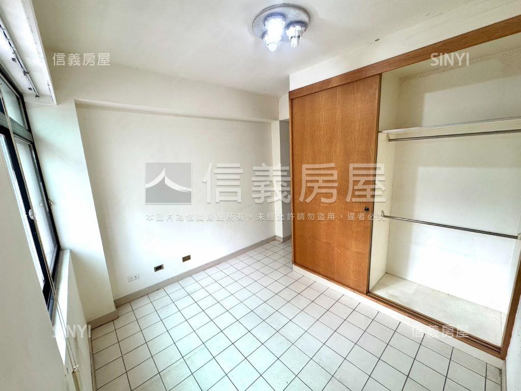 步行可達捷運☆二丁掛公寓房屋室內格局與周邊環境