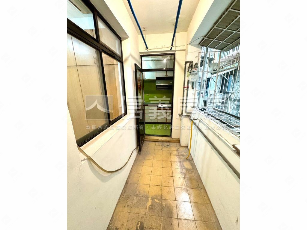 步行可達捷運☆二丁掛公寓房屋室內格局與周邊環境