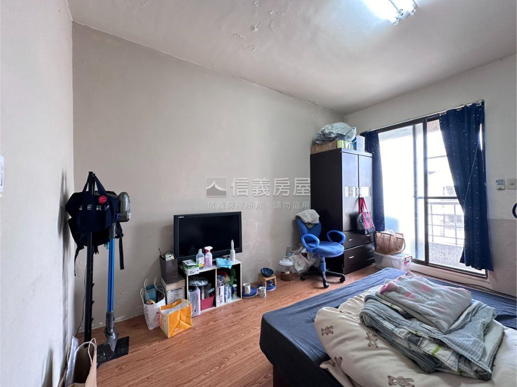這間要看近中科商圈美套房房屋室內格局與周邊環境