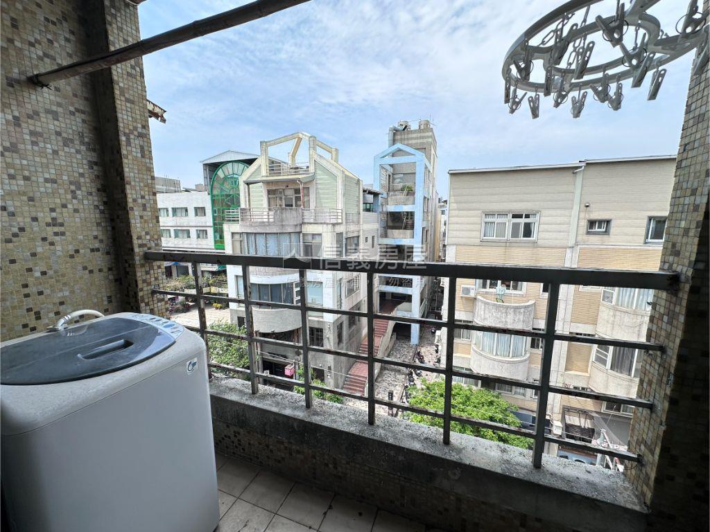 這間要看近中科商圈美套房房屋室內格局與周邊環境