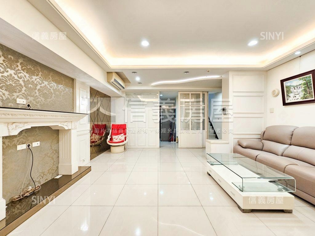 近環西路精美店住＋車位房屋室內格局與周邊環境