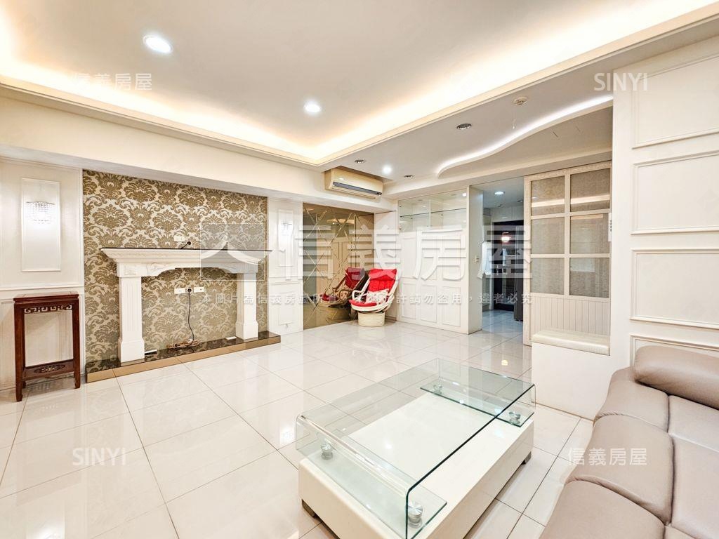 近環西路精美店住＋車位房屋室內格局與周邊環境