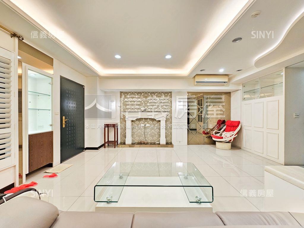 近環西路精美店住＋車位房屋室內格局與周邊環境