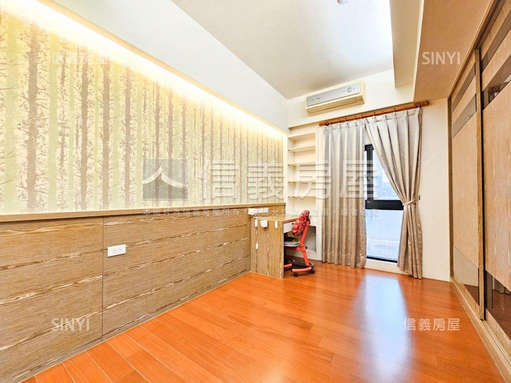 近環西路精美店住＋車位房屋室內格局與周邊環境