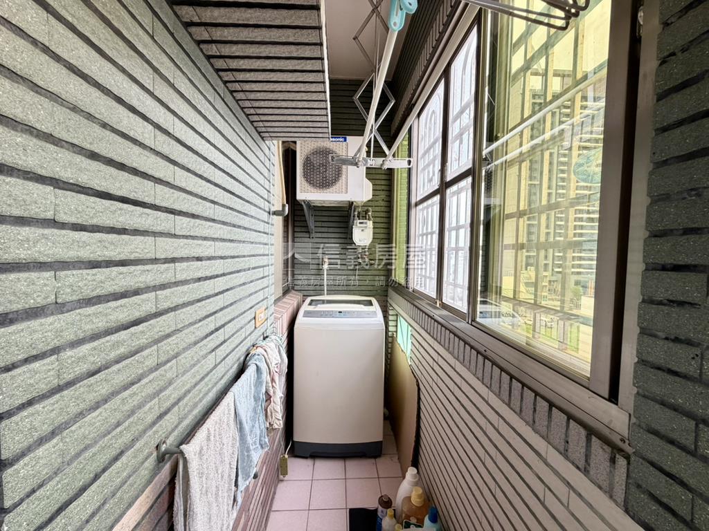 專！台邦新世紀三房雙平車房屋室內格局與周邊環境