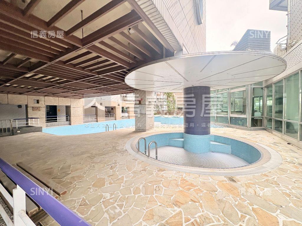 ⭐愜意泳池平車美宅房屋室內格局與周邊環境