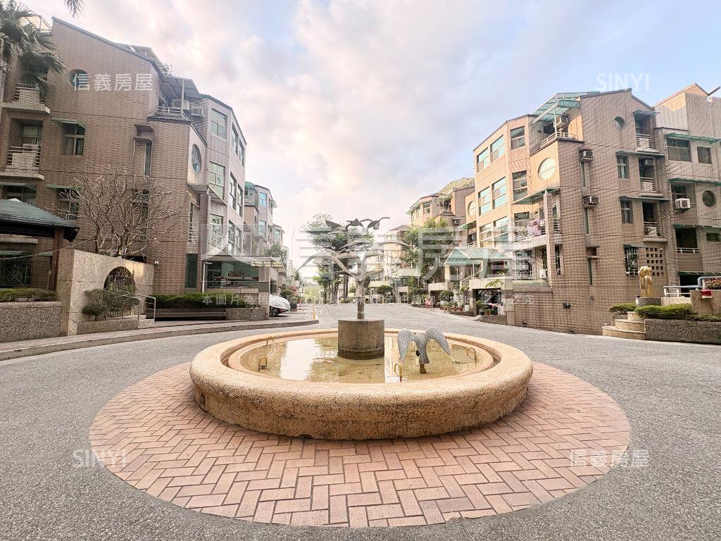 ⭐愜意泳池平車美宅房屋室內格局與周邊環境