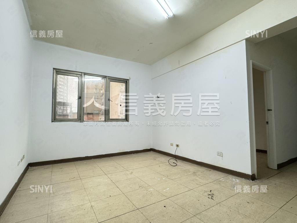 大湖春天電梯３房房屋室內格局與周邊環境