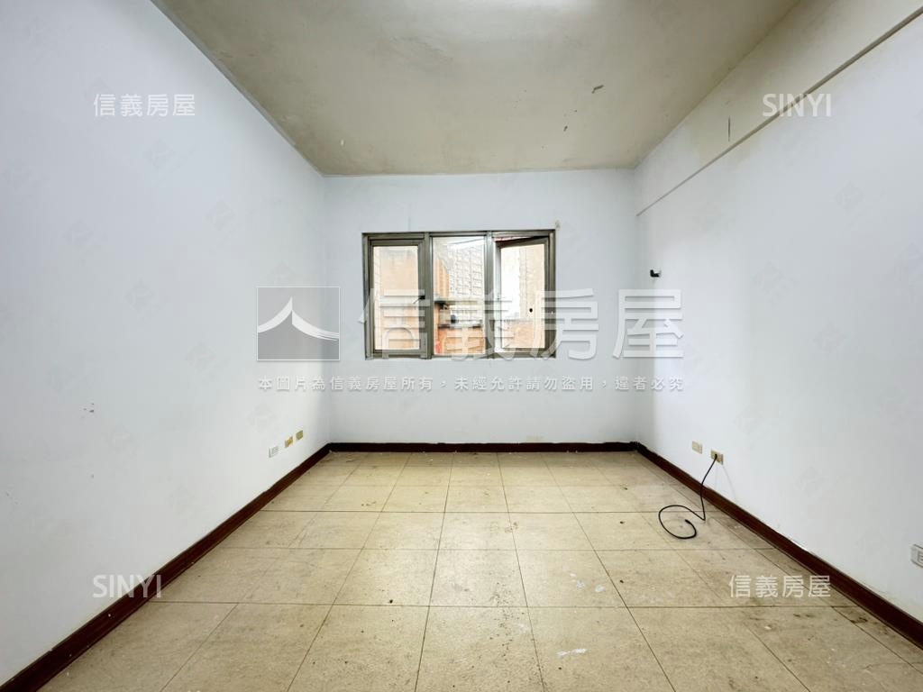 大湖春天電梯３房房屋室內格局與周邊環境