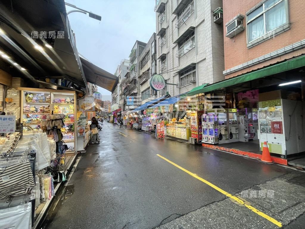 近淡水捷運三房美寓房屋室內格局與周邊環境