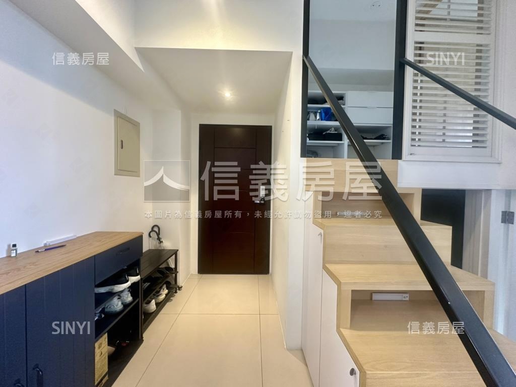 店長推薦摩宿挑高景觀美宅房屋室內格局與周邊環境