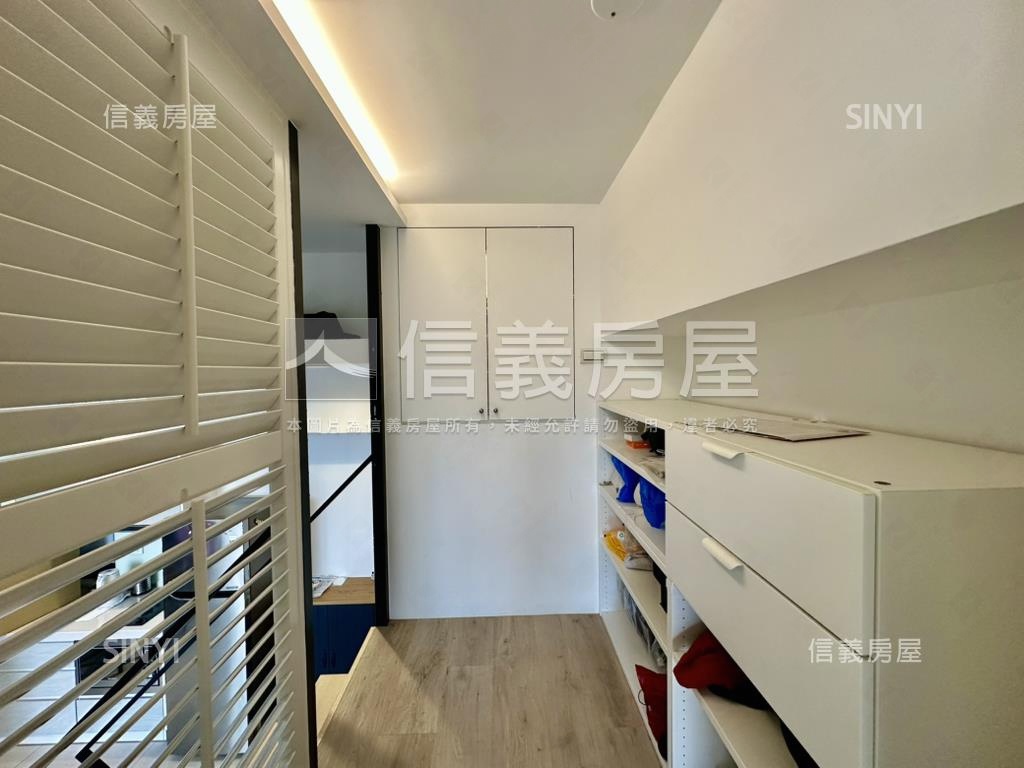 店長推薦摩宿挑高景觀美宅房屋室內格局與周邊環境