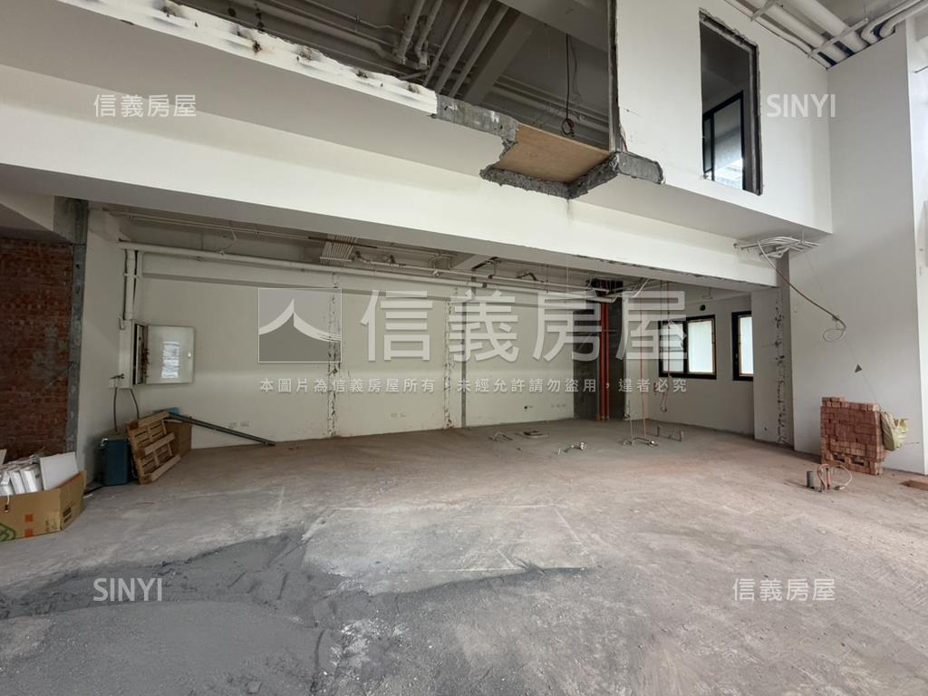 成大地標稀有金鑽店面Ｂ房屋室內格局與周邊環境