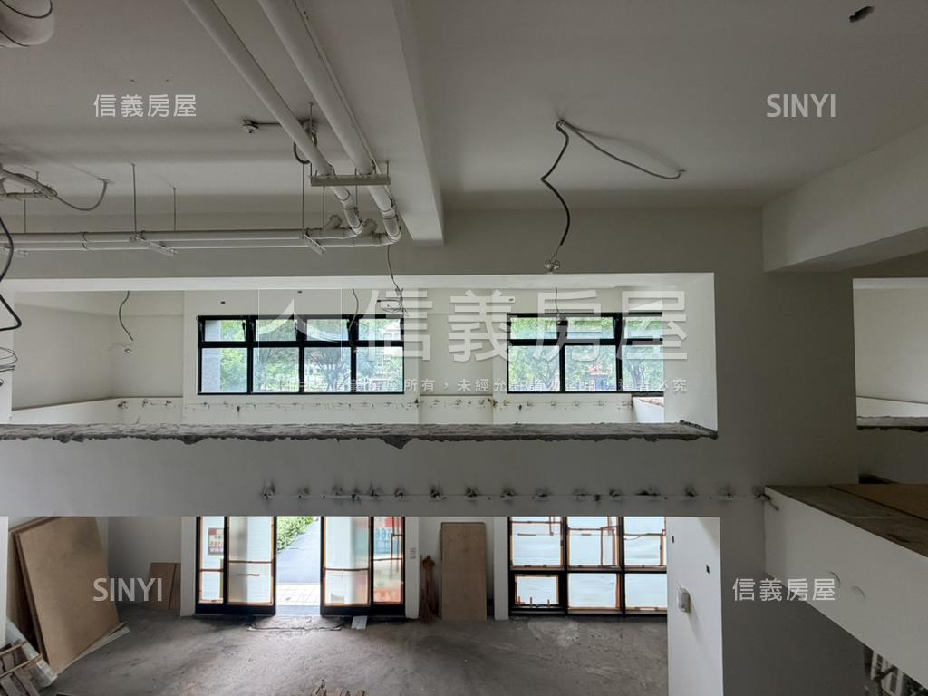 成大地標稀有金鑽店面Ｂ房屋室內格局與周邊環境