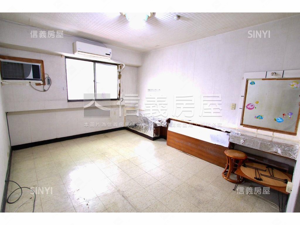 豪華高樓稀有釋出房屋室內格局與周邊環境