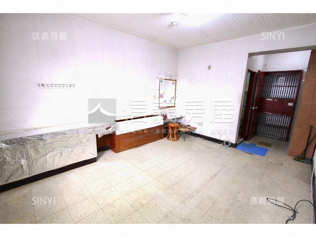 豪華高樓稀有釋出房屋室內格局與周邊環境