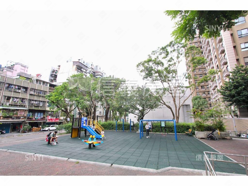 豪華高樓稀有釋出房屋室內格局與周邊環境