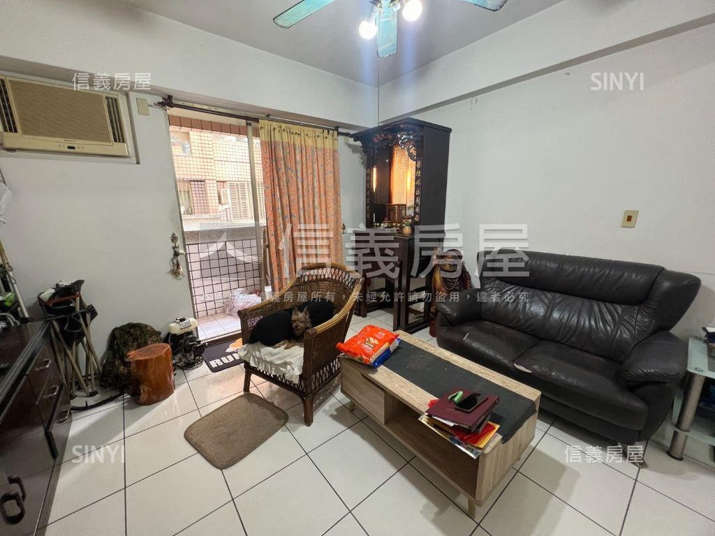 新青安適合。四房含車位房屋室內格局與周邊環境