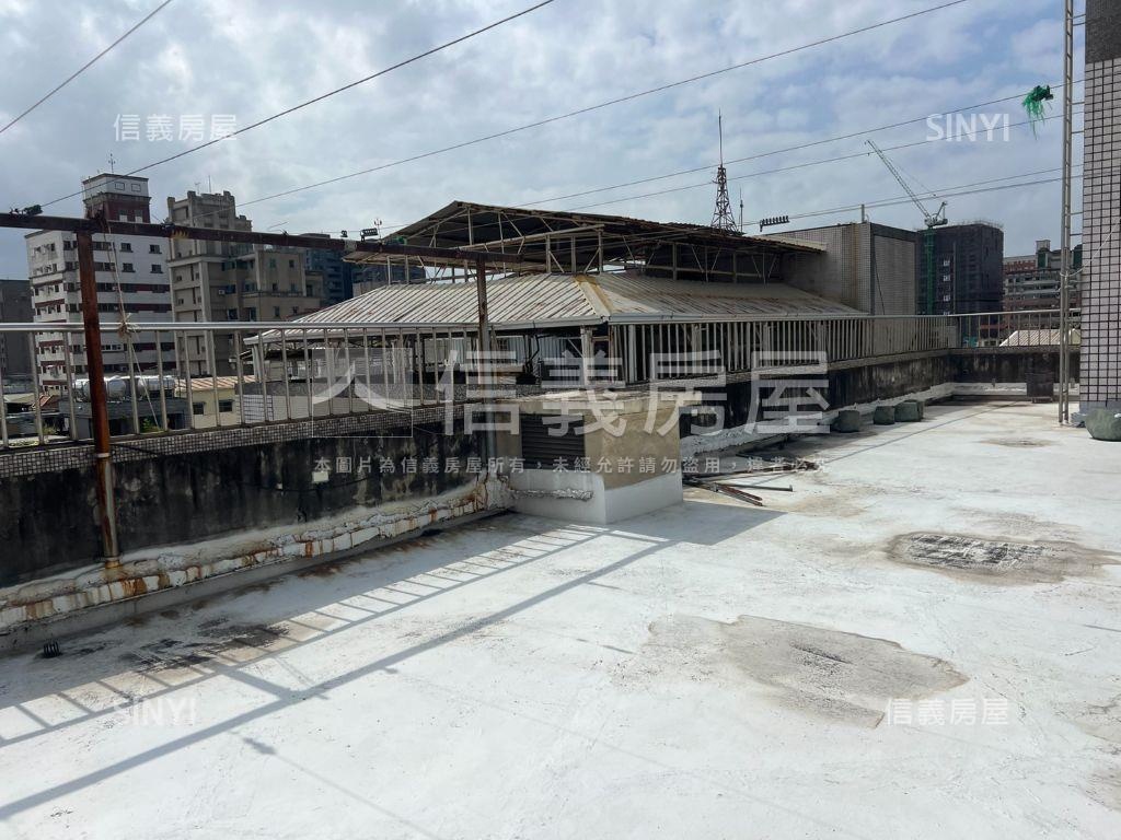 新青安適合。四房含車位房屋室內格局與周邊環境