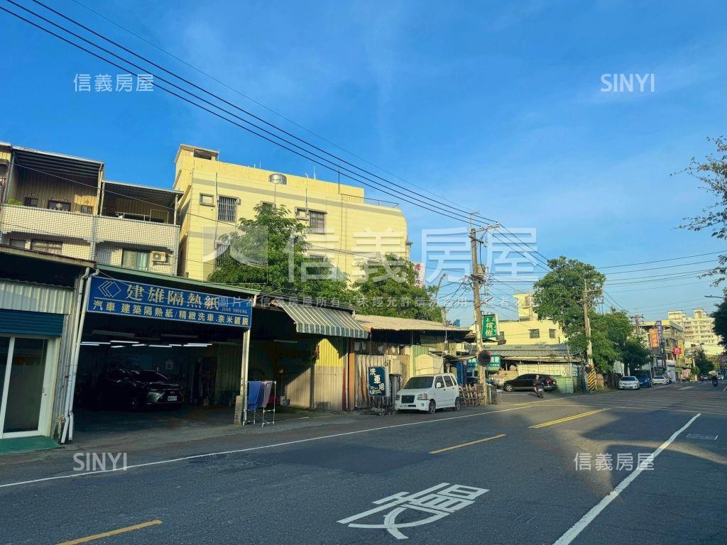 高雄興工段住二土地房屋室內格局與周邊環境