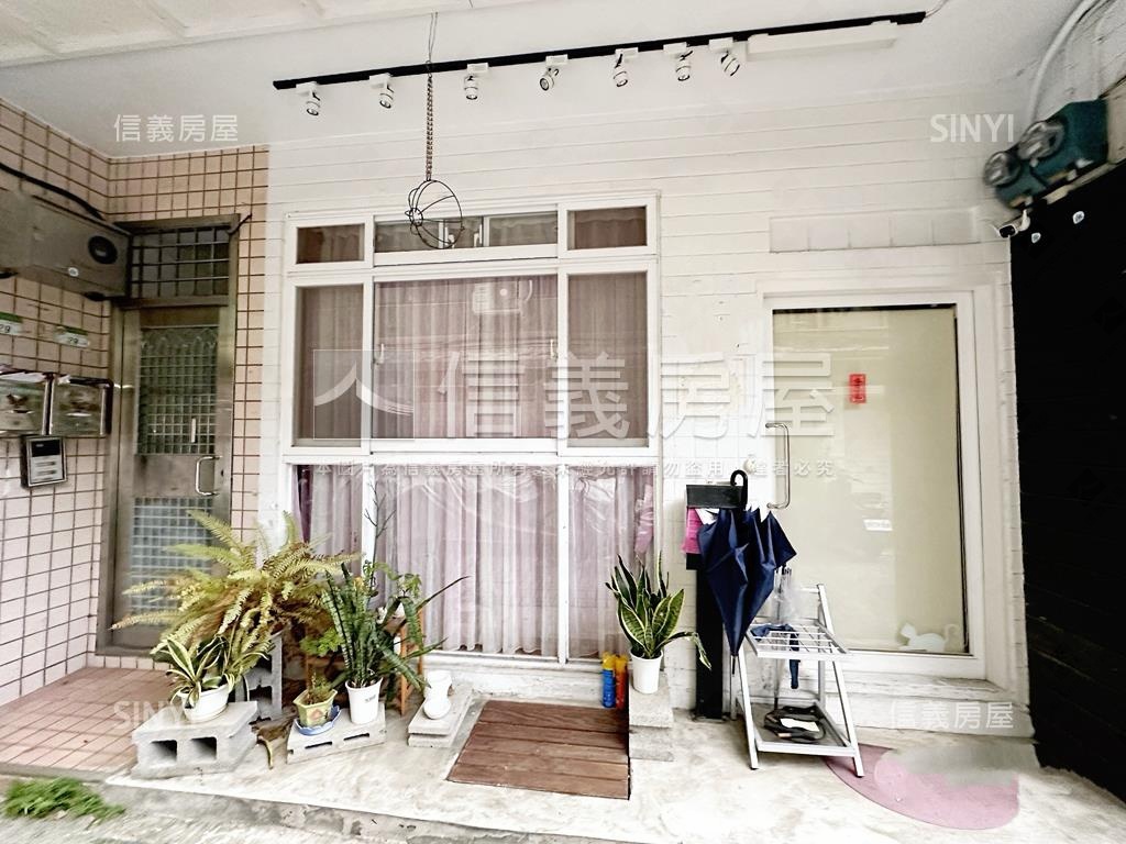 專任雙敦學區一樓多功能室房屋室內格局與周邊環境