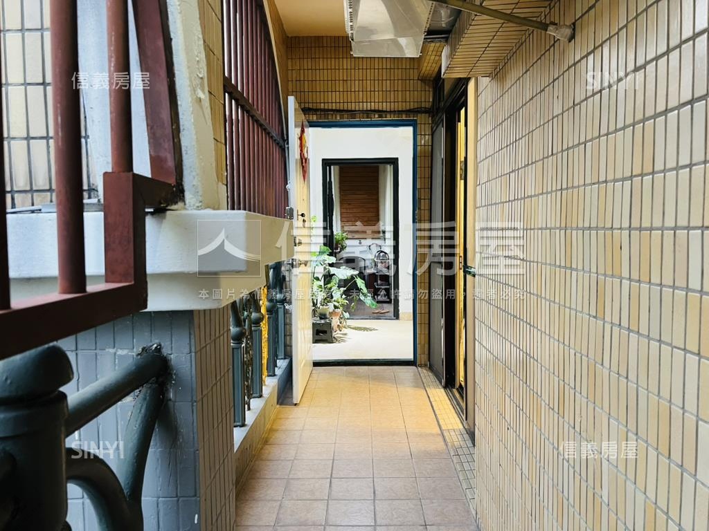 專任！雙公園雙層大空間！房屋室內格局與周邊環境