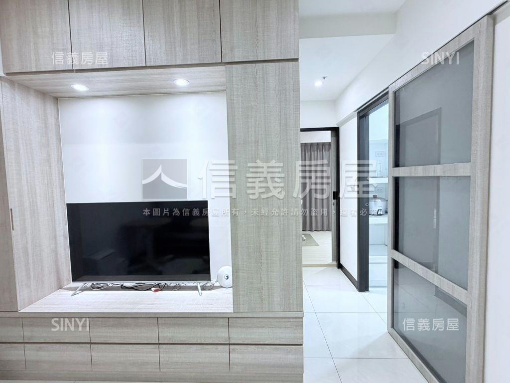 近捷運鋼骨好視野兩房車位房屋室內格局與周邊環境