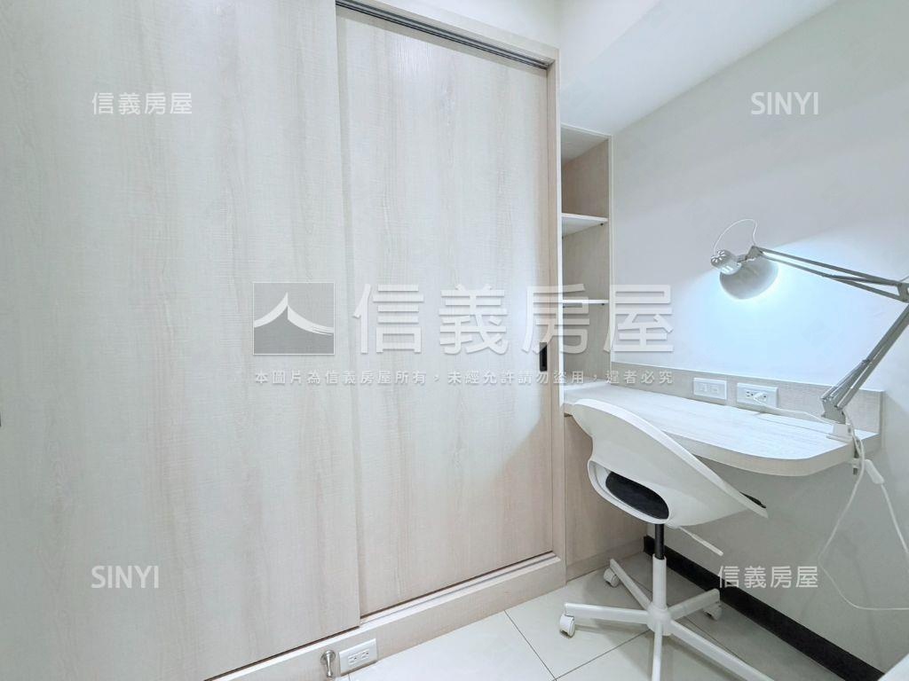 近捷運鋼骨好視野兩房車位房屋室內格局與周邊環境