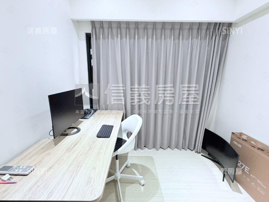 近捷運鋼骨好視野兩房車位房屋室內格局與周邊環境