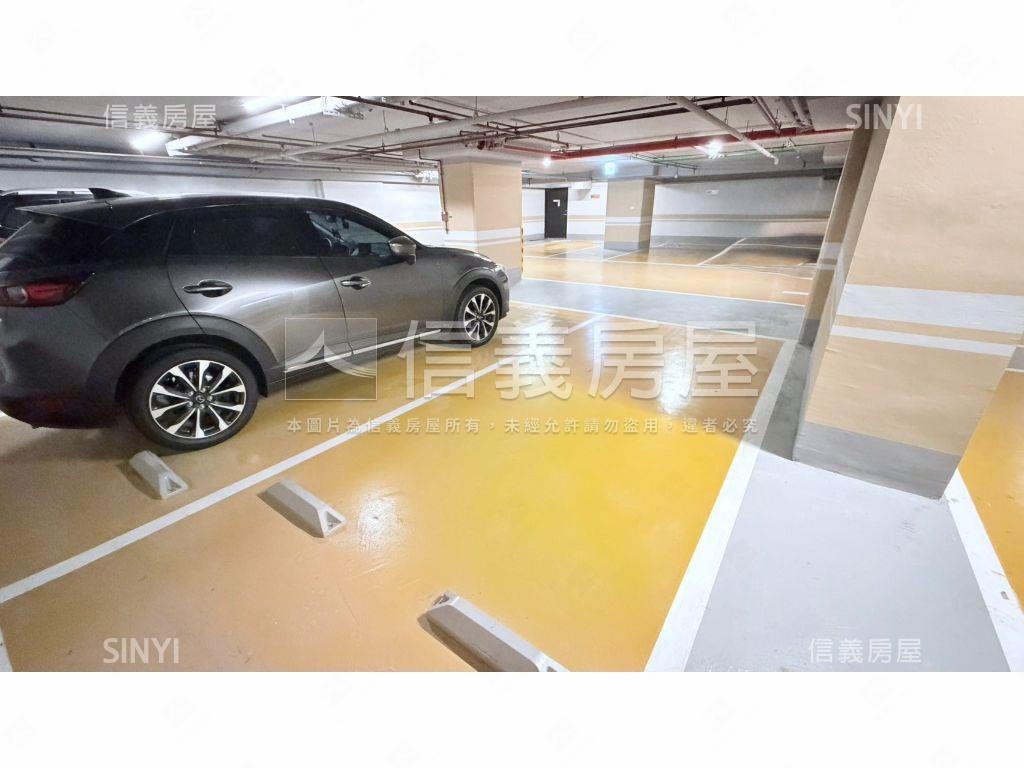 近捷運鋼骨好視野兩房車位房屋室內格局與周邊環境